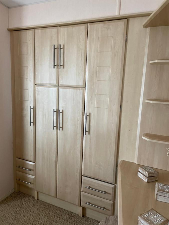 Konies Place Golden Anchor Free Wifi Bedding Included แชเปิลเซนต์เลนเนิร์ดส์ ภายนอก รูปภาพ